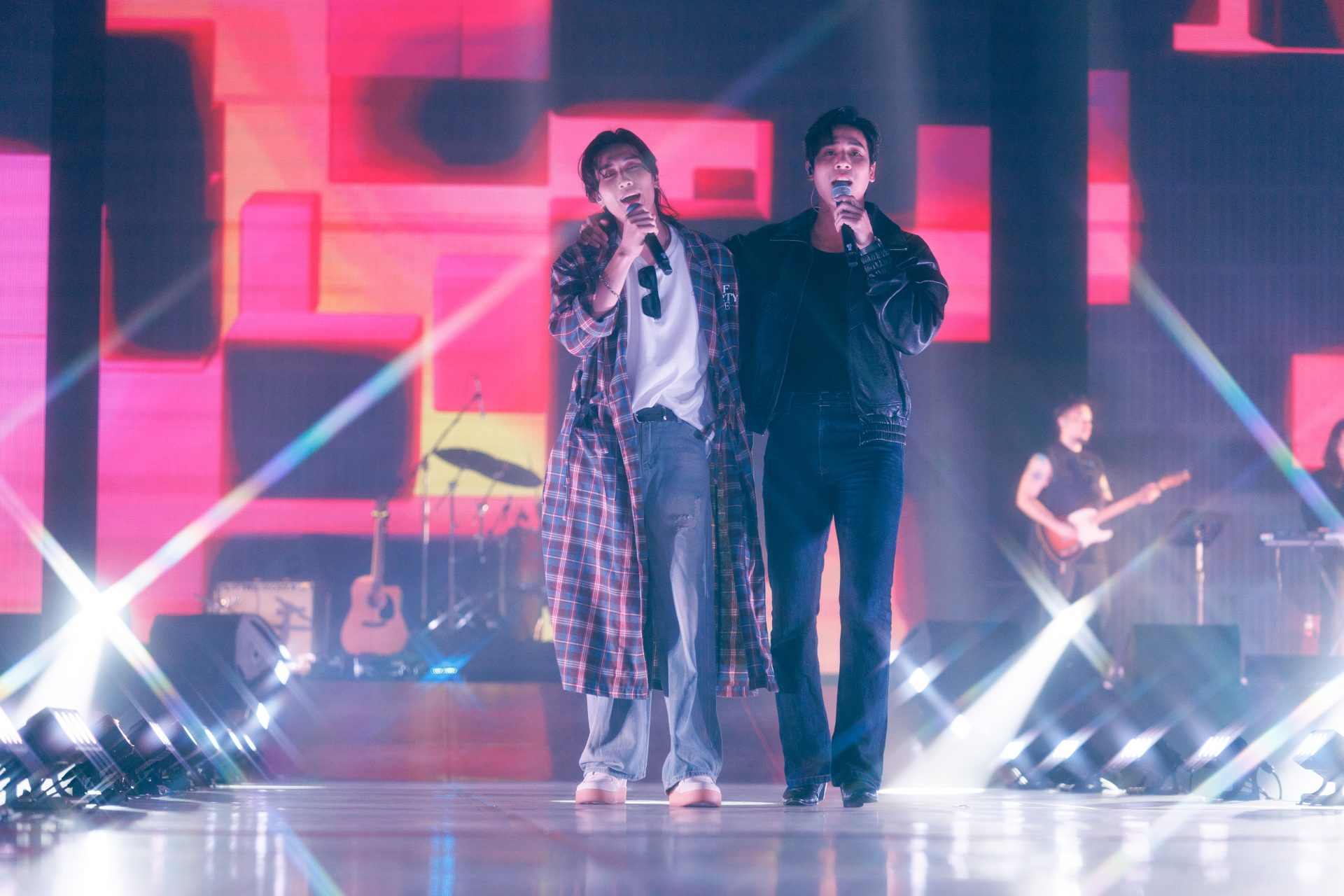 รวมภาพบรรยากาศงาน BeOnCloud LOUD & ROCK Countdown Party 2025 - ELLE Men ...