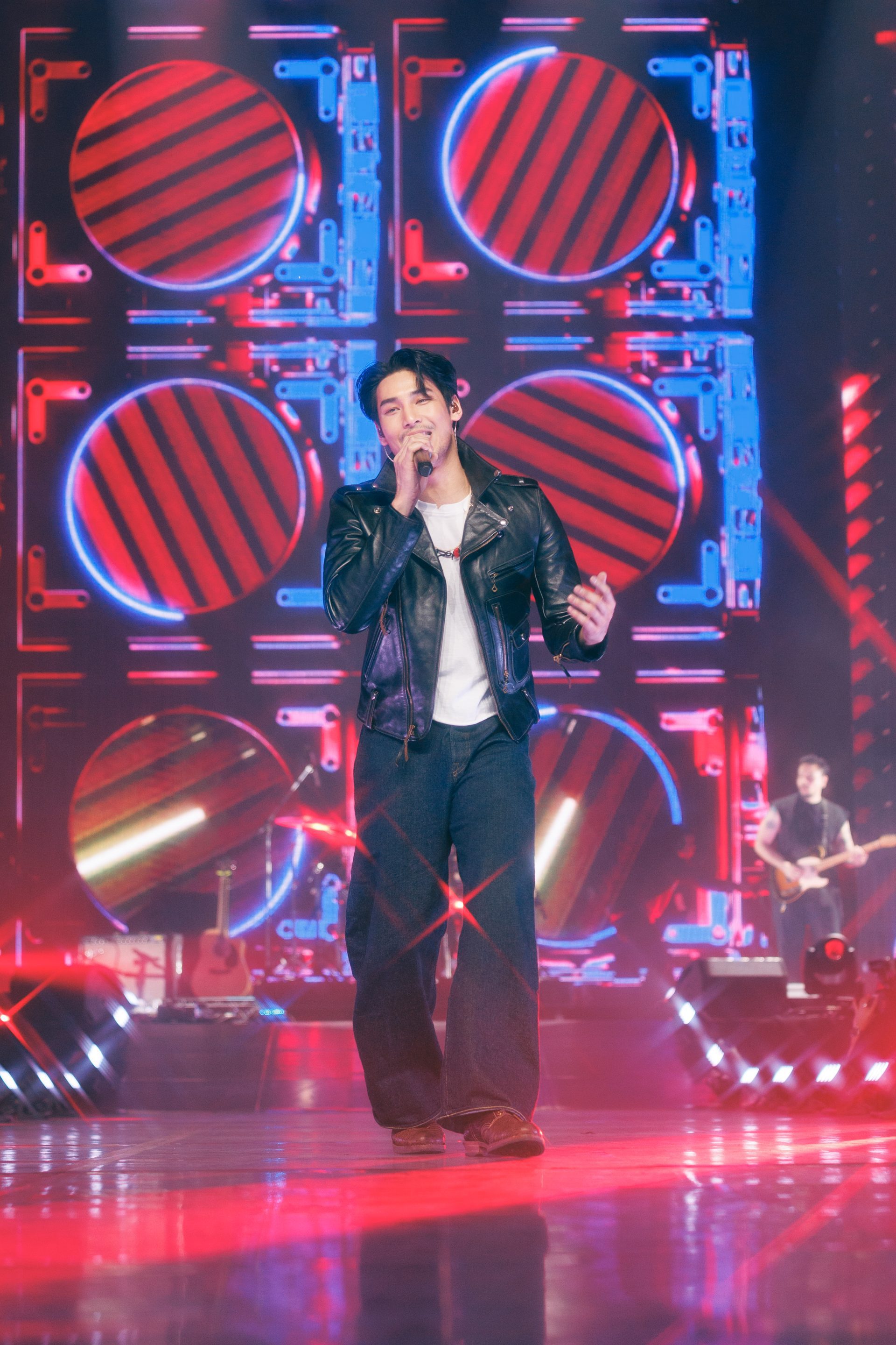 รวมภาพบรรยากาศงาน BeOnCloud LOUD & ROCK Countdown Party 2025 - ELLE Men ...